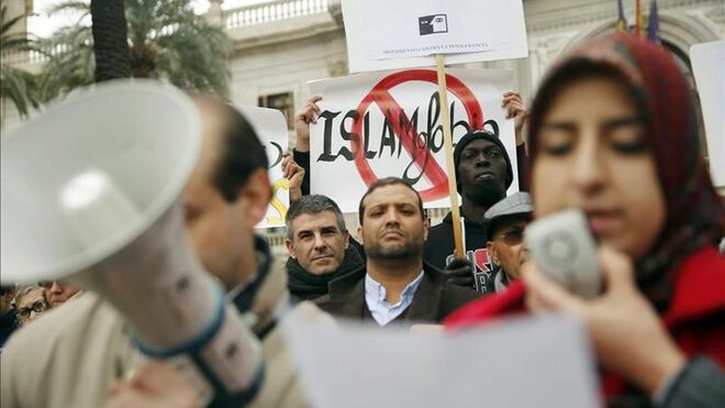 Entidades sociales y religiosas claman en Valencia contra la islamofobia.