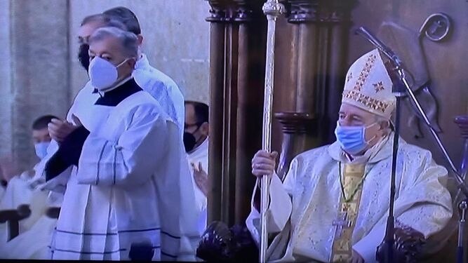 Retana, con el báculo episcopal de Ciudad Rodrigo