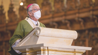 Monseñor Carlos Castillo