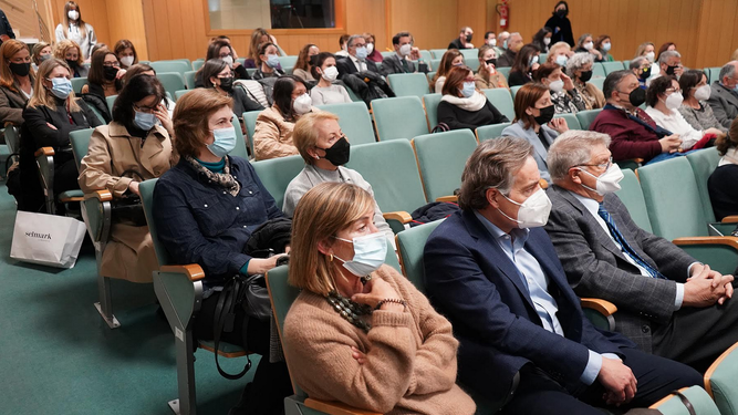 Presentación Cátedra Mujer
