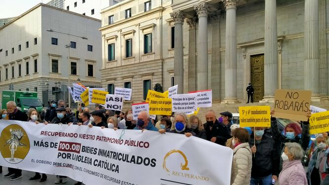 Recuperando, ante el Congreso