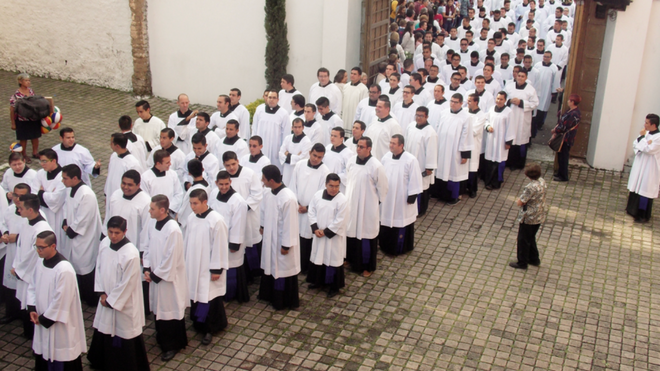 Sacerdotes