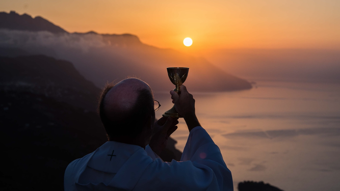 Sacerdote