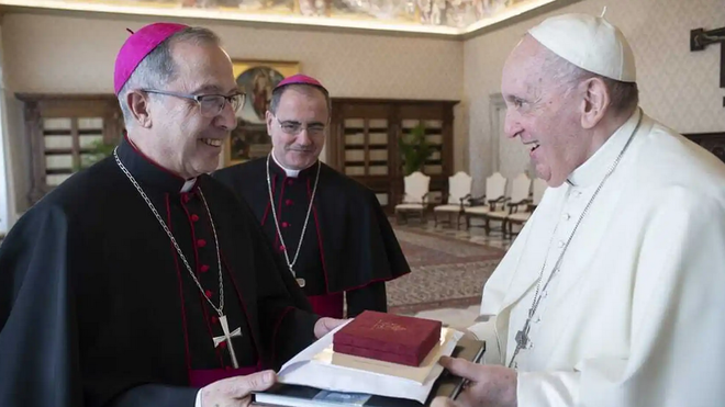 Francisco y Monseñor Valera