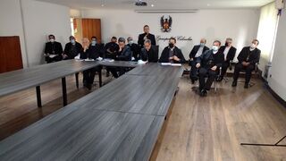 Miembros de la CEC en rueda de prensa