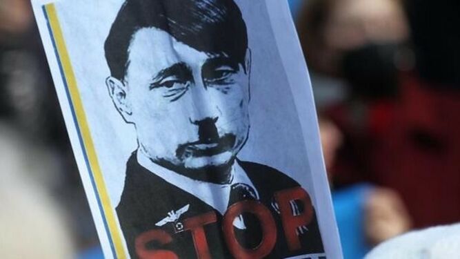 Vladimit Putin, ¿Hitler?