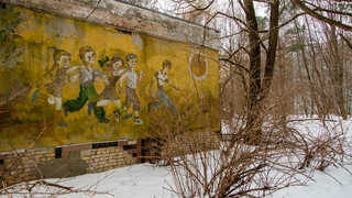 Unas 750 escuelas han cerrado por los ataques y bombardeos rusos