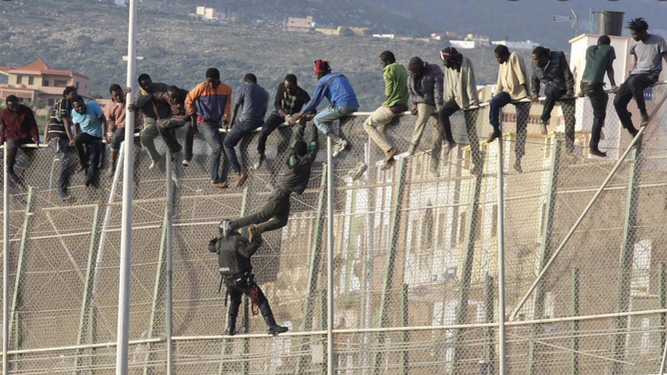 Valla de Melilla
