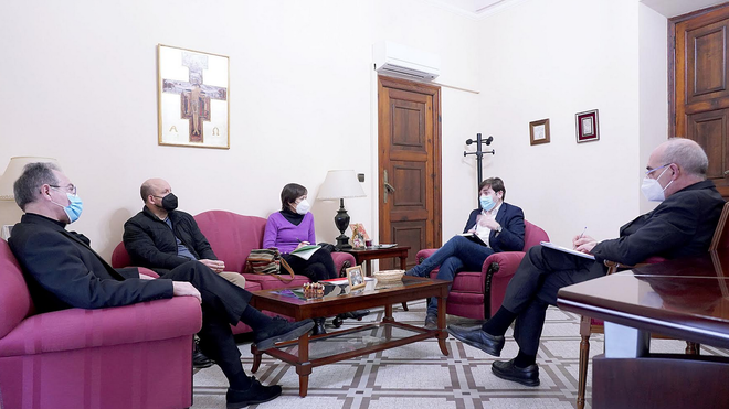 Reunión en Palacio Arzobispal