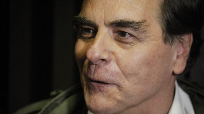 El sacerdote jesuita Felipe Berríos