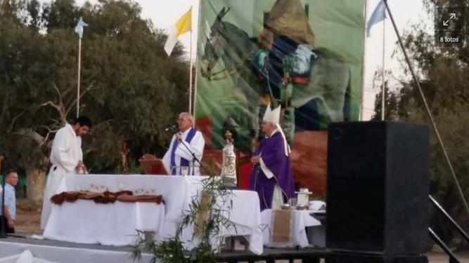 La comunidad argentina Cruz del eje celebró a Brochero