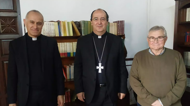 Jesús Pulido, en el centro, Diego Zambrano, y Jesús Moreno