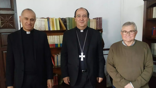 Jesús Pulido, en el centro, Diego Zambrano, y Jesús Moreno