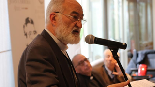 El cardenal Crsitóbal López en la Tribuna Joan Carrera