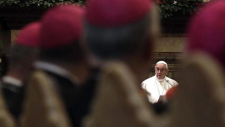 El Papa y la Curia romana