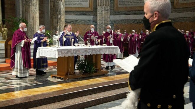 Pietro Parolin celebra en San Pablo Extramuros