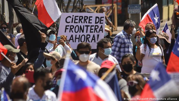 Protestas contra los migrantes en Chile