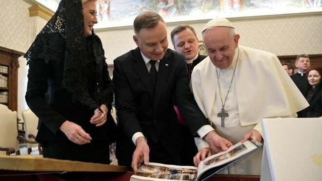 Francisco, con el presidente de Polonia