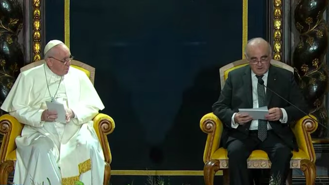 Francisco, con el presidente de Malta