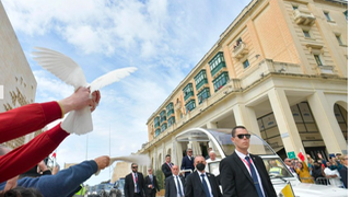 Francisco, en Malta: el Papa que alza la voz por la paz