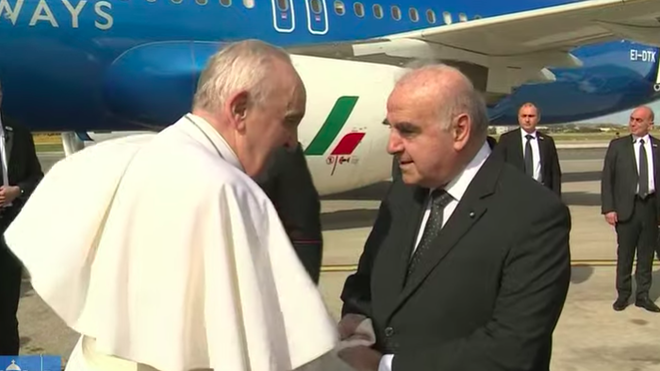 Francisco, recibido por el presidente de Malta