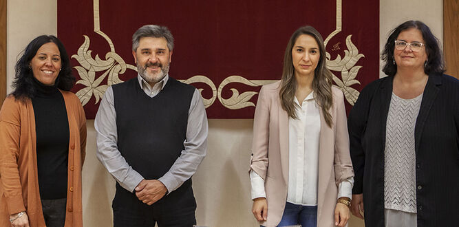 De izq. a dcha., Araceli Galán, Juan Pedro Castellano, Rocío Rodríguez y Virginia Cagigal