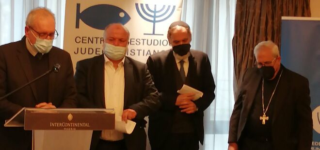 Cristianos, judíos y musulmanes españoles rezan juntos por el fin de la guerra en Ucrania
