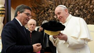 El Papa, a magistrados italianos: "La justicia acompaña la búsqueda de la paz"
