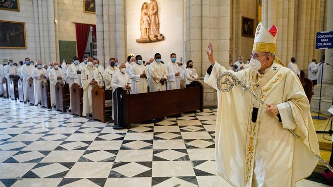 Misa Crismal en la Almudena