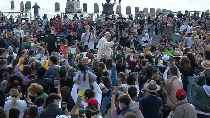 Papamóvil en San Pedro