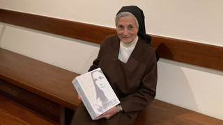 Michele Marie Thomy y su libro