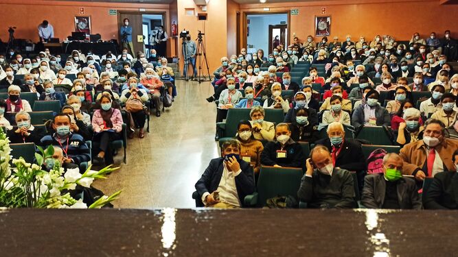 Público asistente a la clausura de la Semana del ITVR