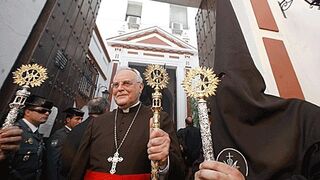 El funeral por Carlos Amigo se celebrará el sábado en la catedral de Sevilla