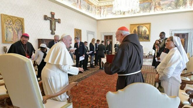 Francisco pide a la 'Comisión Antipederastia' vaticana un informe anual sobre los abusos a menores en la Iglesia