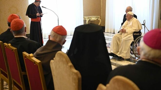 Francisco: "La guerra cruel y sin sentido de Ucrania amenaza al mundo entero"