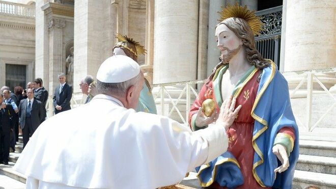 Jesús y Francisco: mismos enemigos, mismos ataques