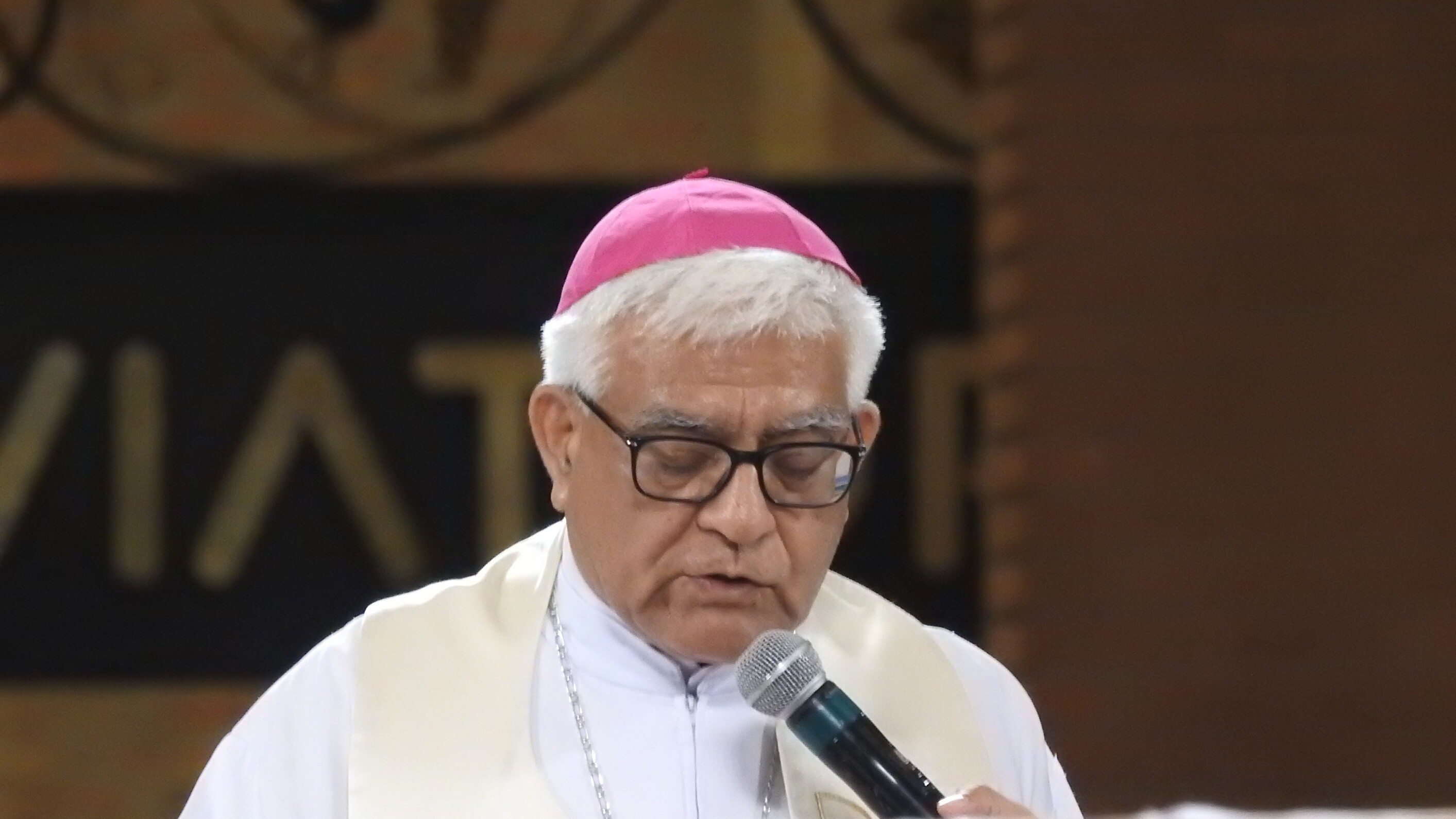 Mons. Miguel Cabrejos en Aparecida