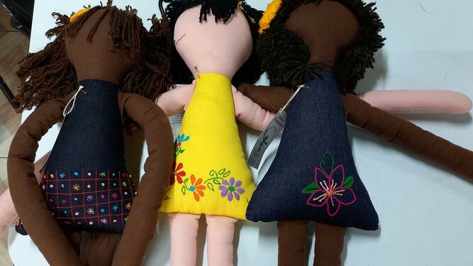 Muñecas abrazadoras