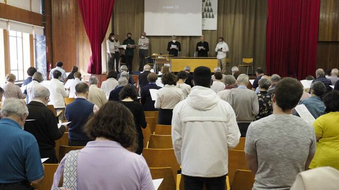 Los fieles de Valladolid piden una Iglesia "participativa, dialogante, menos clerical"