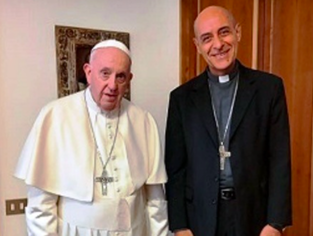 Víctor Manuel Fernández, tras encontrarse con Francisco: "Se encuentra en  óptimas condiciones para seguir aportando al mundo su lucidez y su  testimonio"