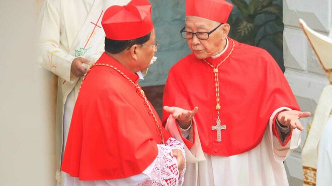Los cardenales Zen y Bo