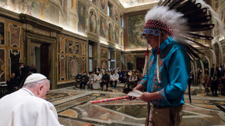 El Papa devuelve la visita a las comunidades indígenas de Canadá