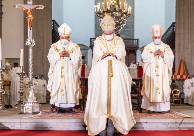 Consagración episcopal de Cristóbal Déniz