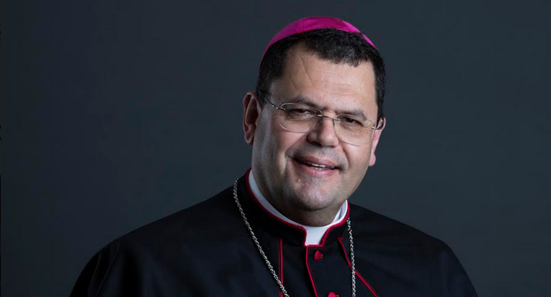 Monseñor Déniz: "No creo que tenga competencia alguna, ni suficientes  conocimientos de la situación, para aconsejar a los ciudadanos de Algeciras"