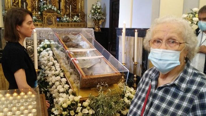 Venerando el cuerpo incorrupto de san Isidro