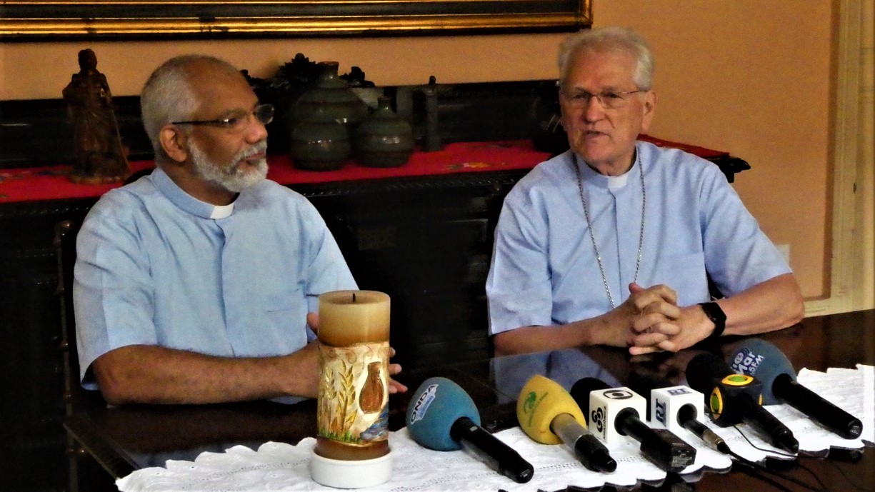 Rueda de prensa Mons. Steiner