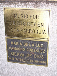 Sepulcro de María de la Luz  Camacho