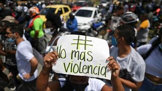 Manifestación contra la violencia en Colombia