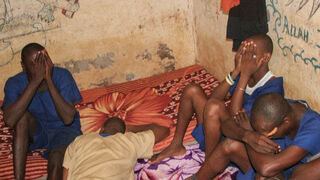 Menores privados de libertad en cárcels de adultos