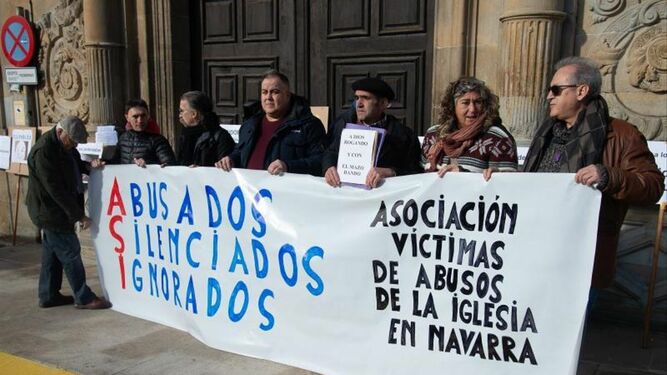 Navarra, con las víctimas de abusos